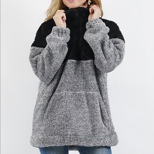 Lydiane Black & Gray Kangaroo-Pocket Pullover - S